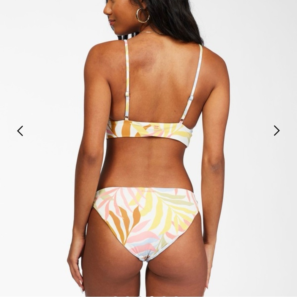 Tropic Jungle - Cami Bikini Top & Reversible Bikini Bottoms - Picture 3 of 7